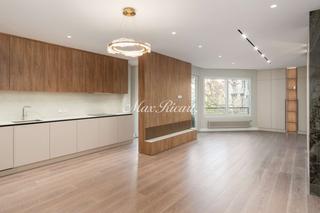 Pis a Dreta de l´Eixample. Piso esquinero con excelente luz natural natural  y amplios espa