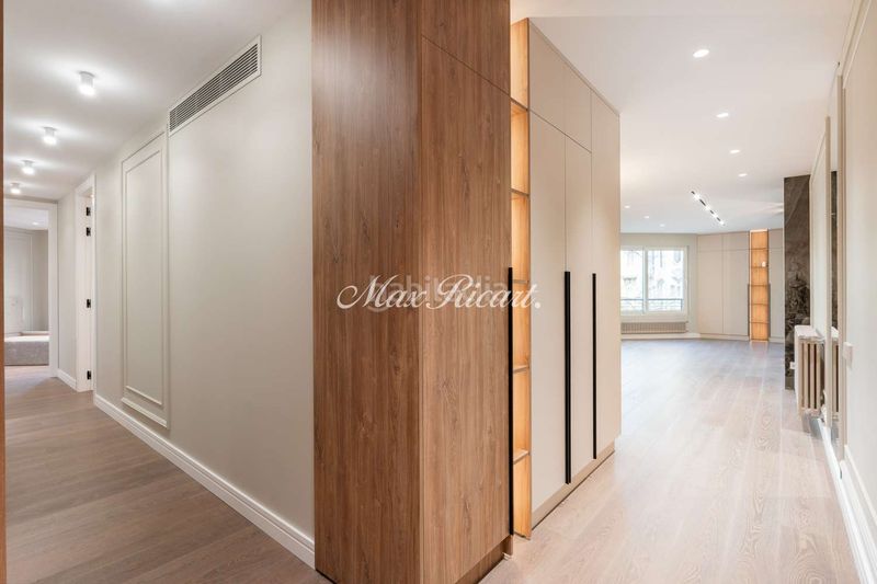 Foto 48efa3cd-11bd-49d4-acf3-957c434a3044. Pis amb calefacció aparcament a Dreta de l´Eixample Barcelona