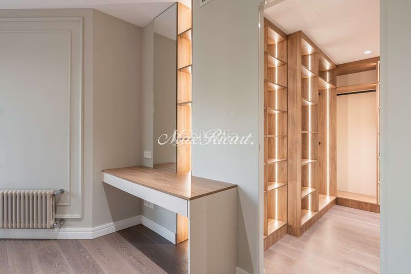 Foto 51521bd5-4716-4159-9725-db23325dd11e. Pis amb calefacció aparcament a Dreta de l´Eixample Barcelona