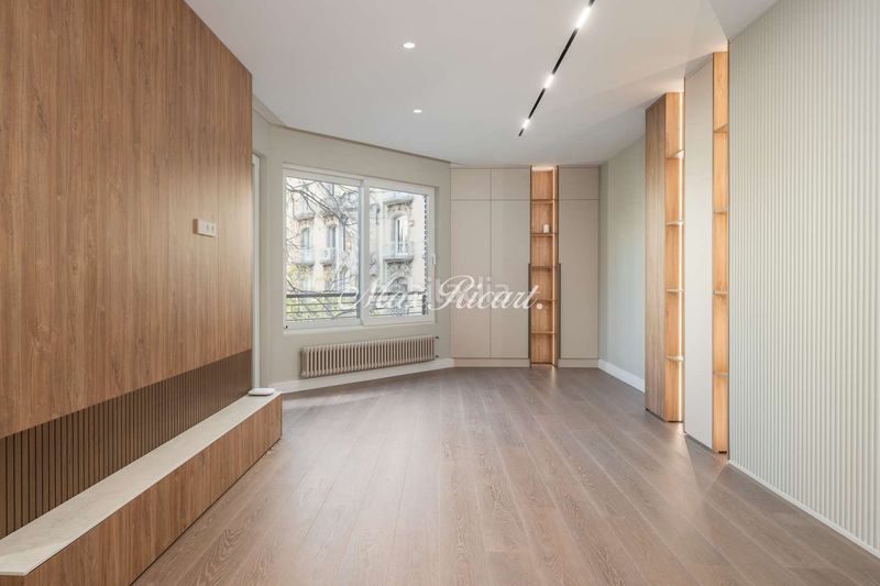 Foto 6463168b-bcc5-41fa-ab4c-d45cf0925259. Pis amb calefacció aparcament a Dreta de l´Eixample Barcelona