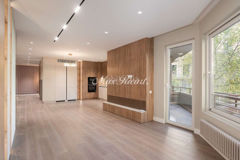 Foto bcc4e32f-ddca-4262-873b-be0283ace4e5. Pis amb calefacció aparcament a Dreta de l´Eixample Barcelona