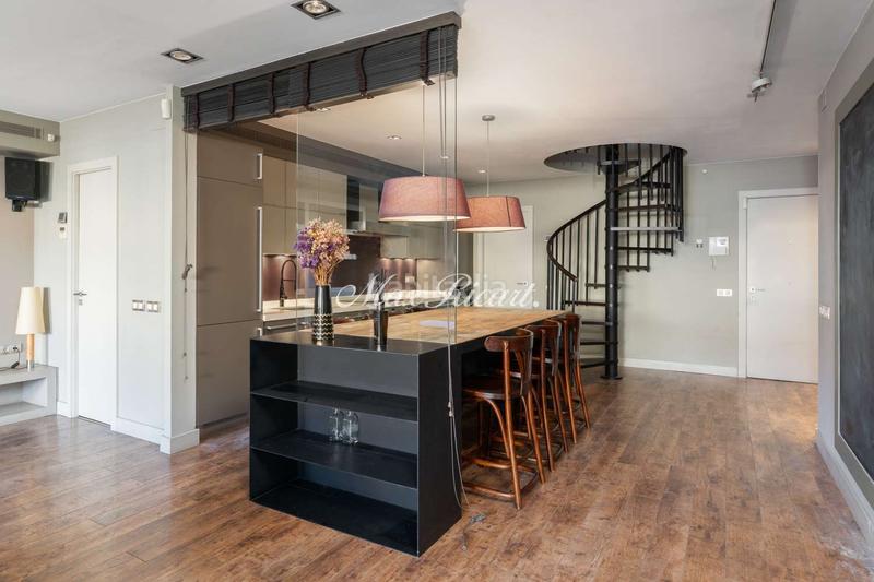 Foto 3ea6c6e0-d890-4f48-80f7-8ffd2eedf3ab. Location attique dans n/a dans Sant Gervasi - Galvany Barcelona