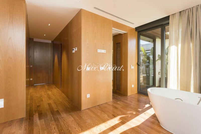 Foto 86f9bf97-0e6c-4ca5-8053-85838cef2735. Rent penthouse with heating parking in Sant Gervasi - Bonanova Barcelona
