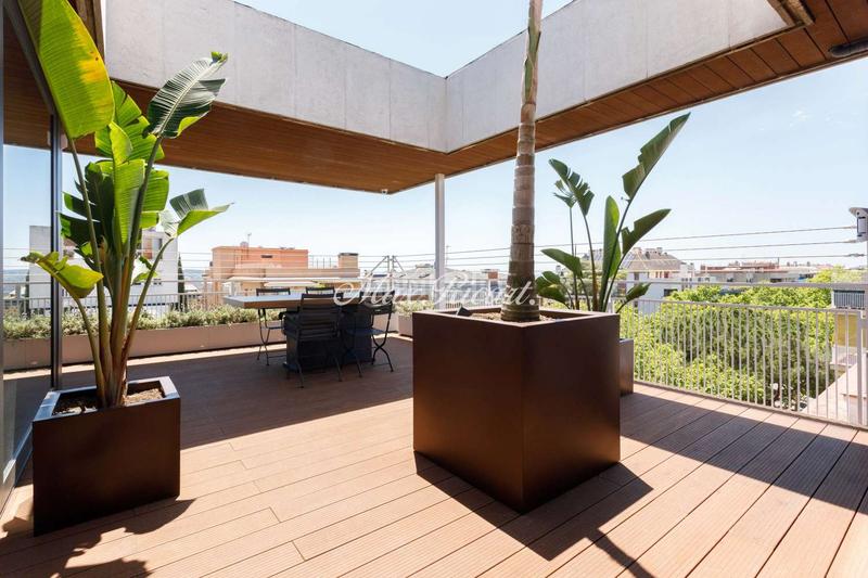 Foto f637917d-6077-4d6f-b560-5cbe71eb817f. Rent penthouse with heating parking in Sant Gervasi - Bonanova Barcelona