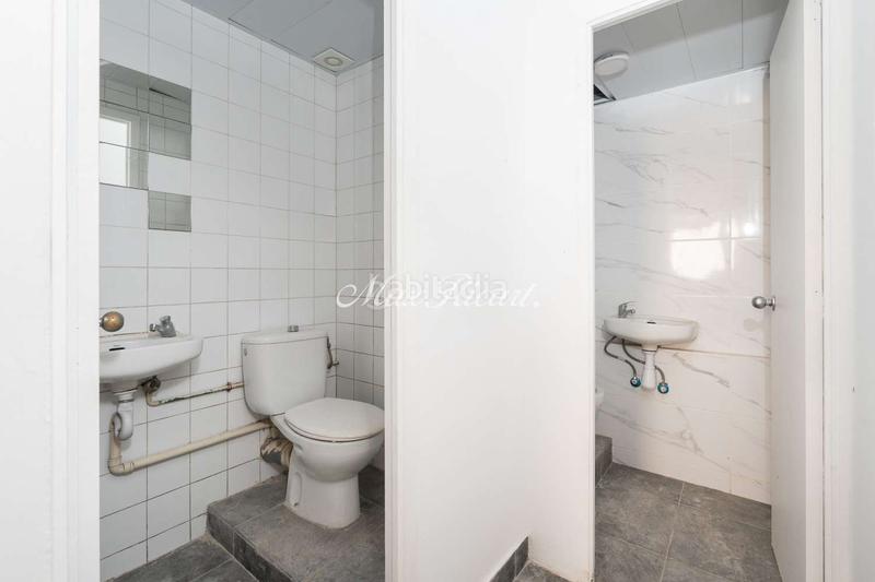 Foto 6570dc9c-43cc-4d95-bf21-a367e1d43539. Location local commercial avec chauffage dans Gòtic Barcelona