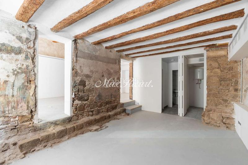 Foto 8a91d164-0ed9-498c-b9c9-edadf388c51a. Rent business premise with heating in Gòtic Barcelona