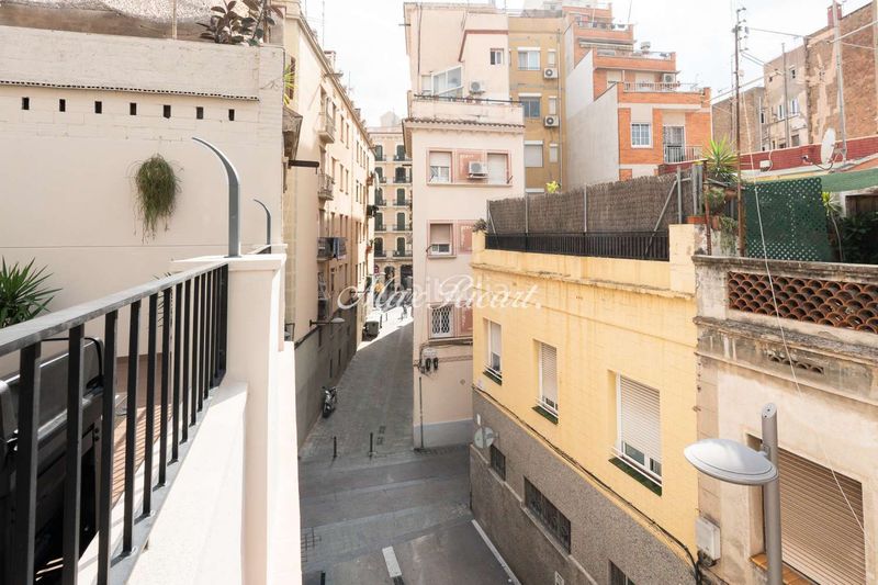 Foto 1c422c6e-31e9-45d6-b75c-13cf14ff1b0b. Casa amb calefacció piscina a Sants Barcelona