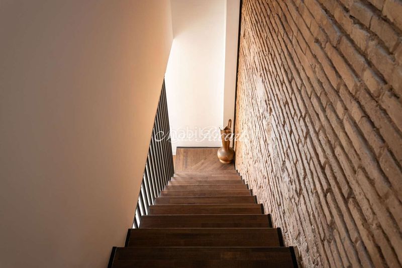 Foto 96d16c27-8487-4708-8b56-3f5c9f1061ae. Casa amb calefacció piscina a Sants Barcelona