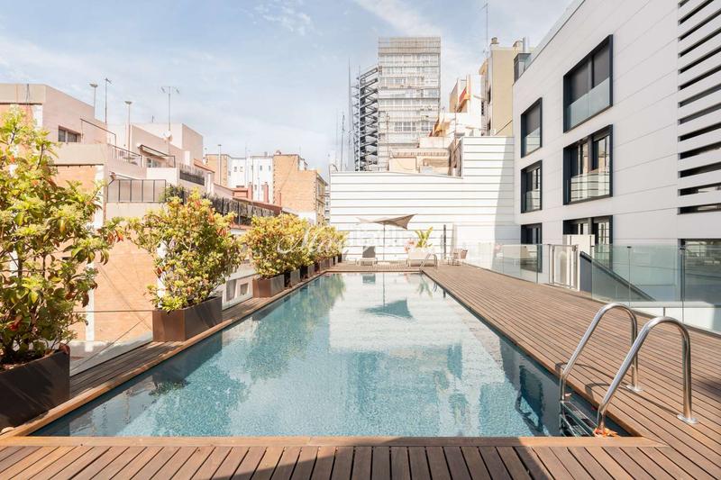 Foto 36bcec4c-864f-42cd-b71b-afba3fa7a039. Location duplex avec chauffage parking piscine dans Barcelona