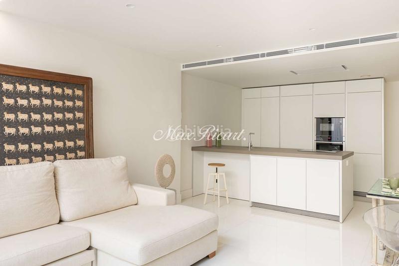 Foto d9a8ed8a-127d-4fb8-b566-f676a02ab7f8. Location duplex avec chauffage parking piscine dans Barcelona