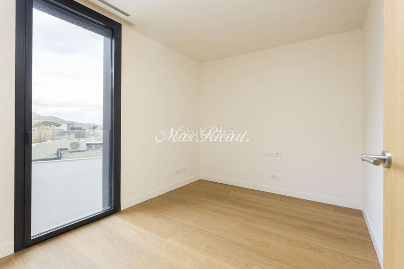 Foto 23a6007a-a2c2-4a98-9355-6493fa58497f. Alquiler casa chalet independiente en can caralleu en Barcelona