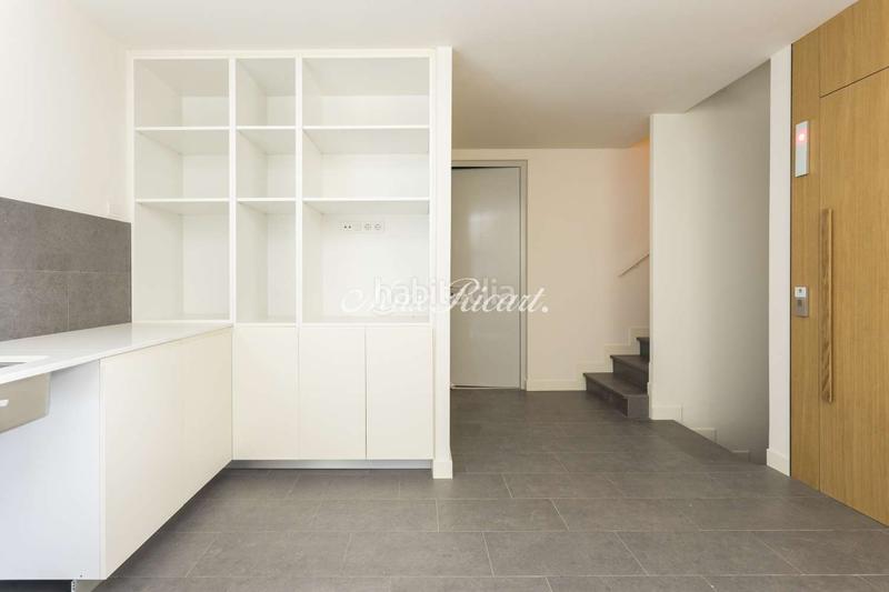 Foto da09a7c7-6580-4056-892e-203c402e857c. Alquiler casa chalet independiente en can caralleu en Barcelona