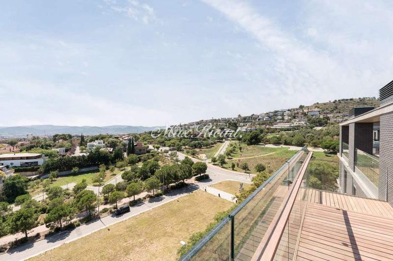 Foto 3c694b1c-4919-4ad1-bb59-250cf0e62e0c. Ático precioso apartamento de obra nueva en Finestrelles Esplugues de Llobregat