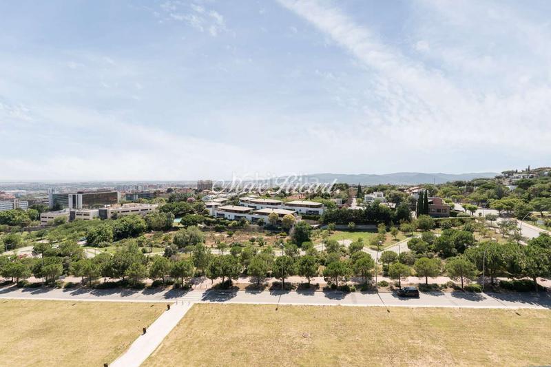 Foto a8719d9e-ebb7-4bb7-838c-f912c4f93674. Ático precioso apartamento de obra nueva en Finestrelles Esplugues de Llobregat