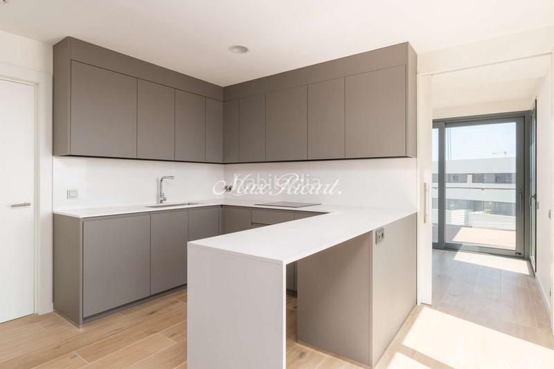 Foto cbc16efb-42c0-42db-8444-f2b41ca8b6dc. Ático precioso apartamento de obra nueva en Finestrelles Esplugues de Llobregat