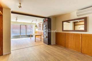 Miete Geschäftsraum in Vila de Gràcia. Local comercial en pleno corazón del barrio de gracia
