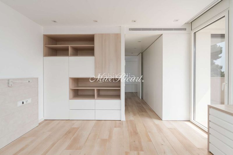 Foto d95ced1b-8df3-439f-b2d4-d1f511cadb6a. Casa amb calefacció aparcament piscina a Sarrià Barcelona
