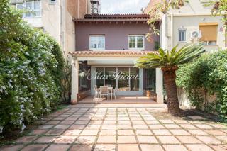 Alquiler Casa en Sarrià. Casa con precioso jardín en pleno sarriá