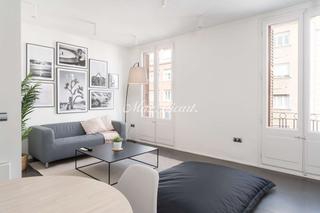 Lloguer Loft  N/a. Amueblado para entrar a vivir  temporal