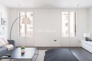 Lloguer Loft  N/a. Amueblado para entrar a vivir  temporal