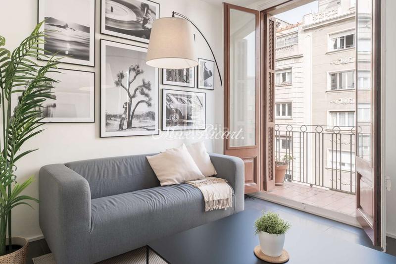 Foto b7347462-1b94-4de7-b33c-eb783611292e. Rent loft with heating in Sant Gervasi - Galvany Barcelona