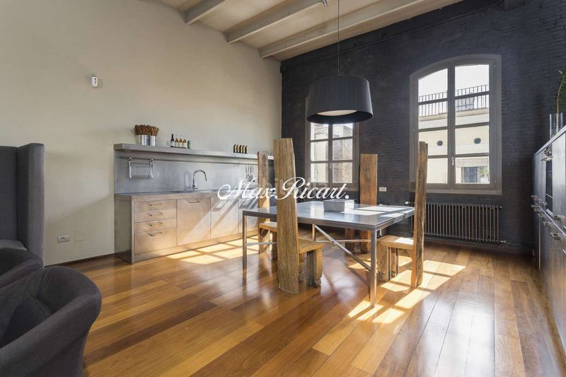 Foto 78278b21-2d67-4755-91ab-5c0421bb0a6d. Rent penthouse with heating in St. Pere - Sta. Caterina - El Born Barcelona