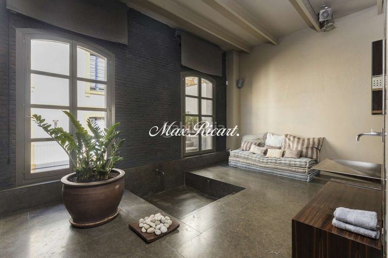 Foto 8b3866ac-f6f3-4904-8a5d-af070b3299f4. Rent penthouse with heating in St. Pere - Sta. Caterina - El Born Barcelona
