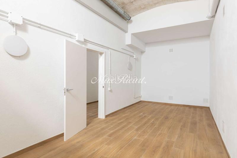 Foto 23baf6b2-0e53-412b-b435-9d1d870d8f5e. Alquiler casa preciosa y rodeada de luz en sarriá en Barcelona