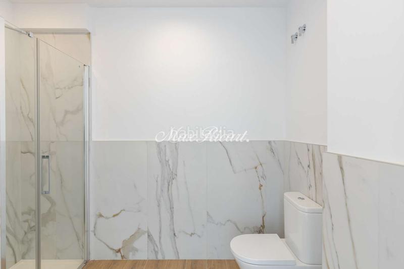 Foto 56f47a7b-6a7b-4145-a3aa-1b68a3897023. Alquiler casa preciosa y rodeada de luz en sarriá en Barcelona