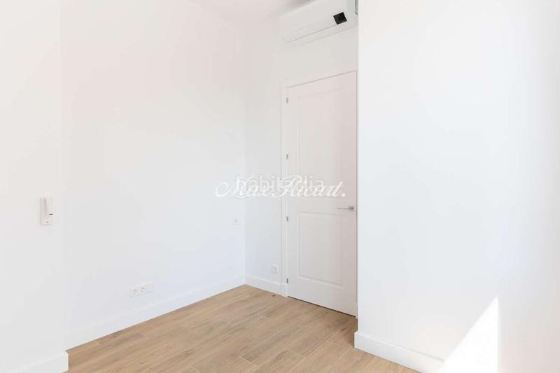 Foto 62c3b589-64c6-43b4-b7a5-eedbfc381ba5. Alquiler casa preciosa y rodeada de luz en sarriá en Barcelona