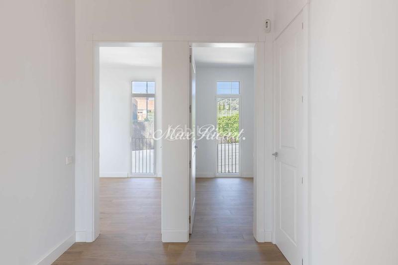 Foto 8468f6c1-5605-4f3a-b5cc-ea4d7d7a0169. Alquiler casa preciosa y rodeada de luz en sarriá en Barcelona