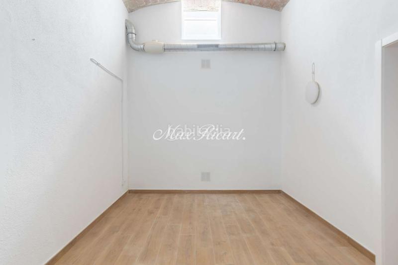 Foto f8df8a99-084a-4abe-9bb9-885cab9294fe. Alquiler casa preciosa y rodeada de luz en sarriá en Barcelona