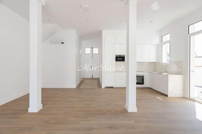 Foto 36a59a66-50d8-4e53-8308-24d1e8f13164. Lloguer casa amb calefacció aparcament a Sarrià Barcelona