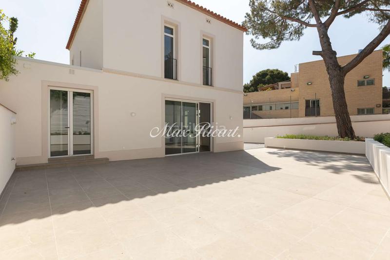 Foto 3718511b-080f-4473-ad81-a9361476b9b4. Lloguer casa amb calefacció aparcament a Sarrià Barcelona