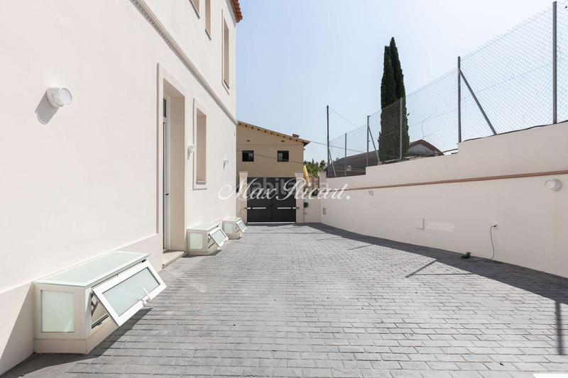 Foto bc75eab7-220b-437c-bce5-d6b848d92d0e. Lloguer casa amb calefacció aparcament a Sarrià Barcelona