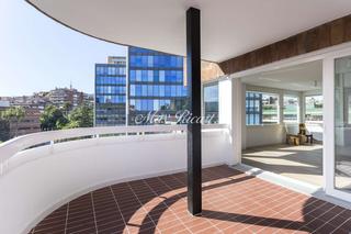 Lloguer Pis a Sant Gervasi - Galvany. Exclusiva vivienda reformada con terraza en turó park