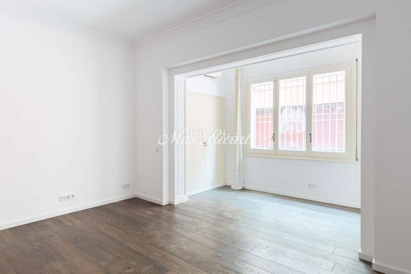 Foto cd5d399d-8d3b-4981-9a1c-2724ebef5e9c. Miete etagenwohnung mit heizung in Sant Gervasi - Galvany Barcelona