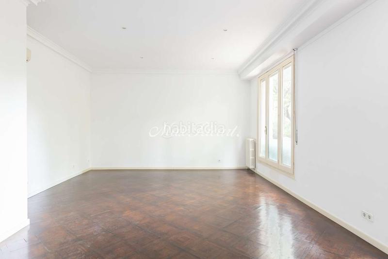 Foto a72a3c43-129b-458f-8e65-b8a6a606f9e3. Rent flat with heating in Sant Gervasi - Galvany Barcelona