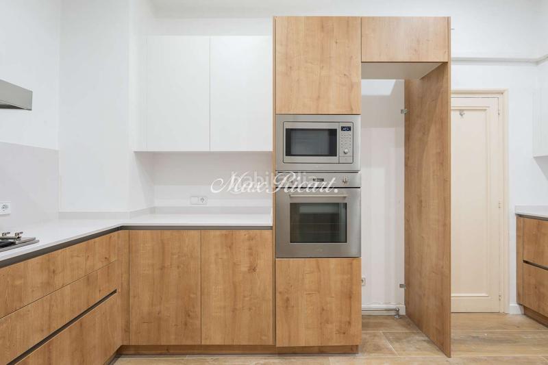 Foto b82e87c0-9f7a-40ae-b0b3-ec2e76d146c4. Rent flat with heating in Sant Gervasi - Galvany Barcelona