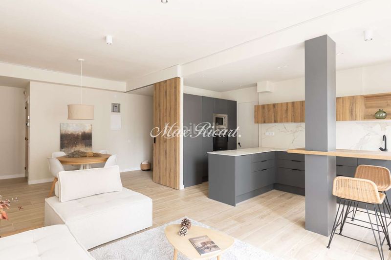 Foto 39b94909-a6a9-4771-aeee-99f842ae19b7. Pis amb calefacció a Barri de les Corts Barcelona