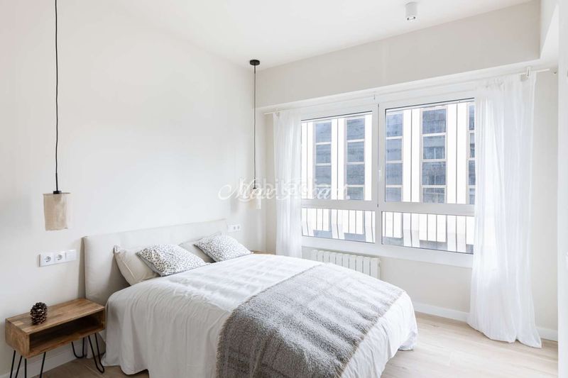 Foto 6693544b-d69e-4725-95ce-19de678247c7. Pis amb calefacció a Barri de les Corts Barcelona