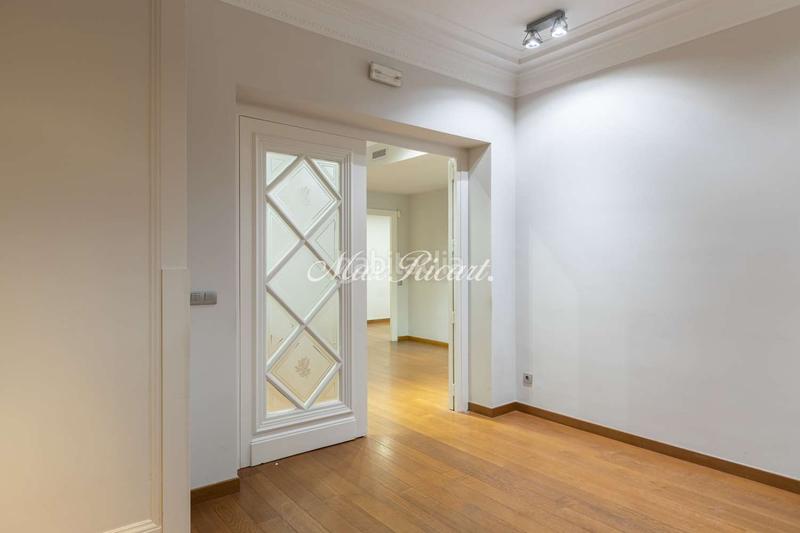 Foto 3adf469a-0d2e-40d9-8e62-96763c5770f0. Location bureau avec chauffage dans Sant Gervasi - Galvany Barcelona