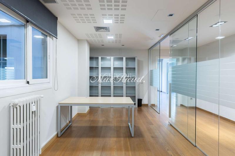 Foto d59f0847-6823-46d7-86c0-0f108a9896fa. Rent office space with heating in Sant Gervasi - Galvany Barcelona