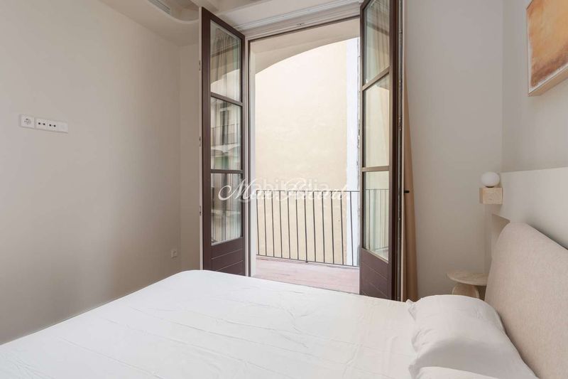 Foto 026697fb-645a-4545-ac61-e25e234baeb7. Pis amb calefacció a Raval Barcelona