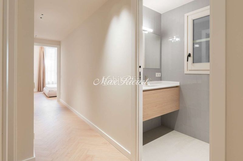 Foto 11086a3e-1bab-43da-96ba-ae534c7293dc. Pis amb calefacció a Raval Barcelona