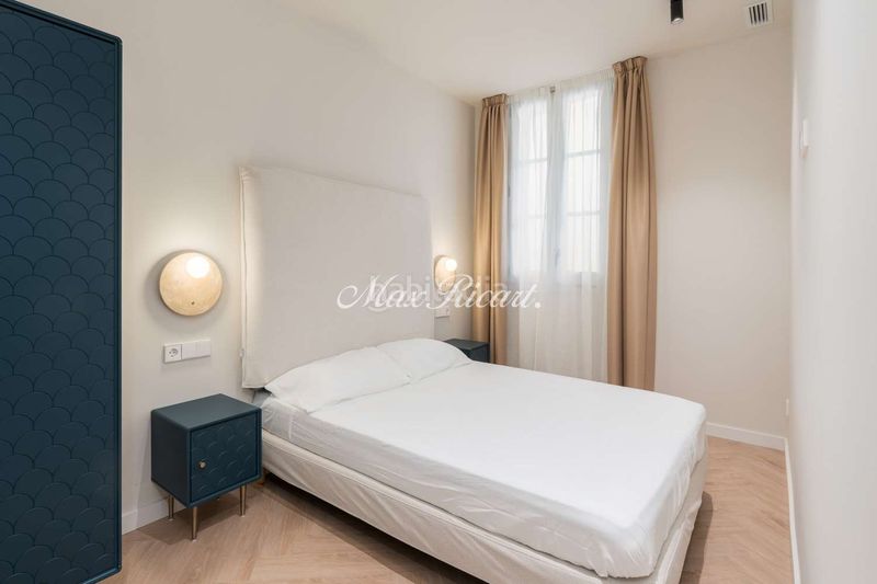 Foto 17284371-42c8-417d-81ab-c684898b170d. Pis amb calefacció a Raval Barcelona