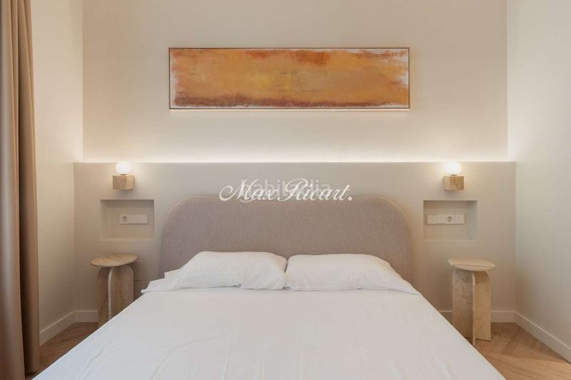 Foto 376000b2-e7bc-4143-9d64-9a21f23a5905. Pis amb calefacció a Raval Barcelona