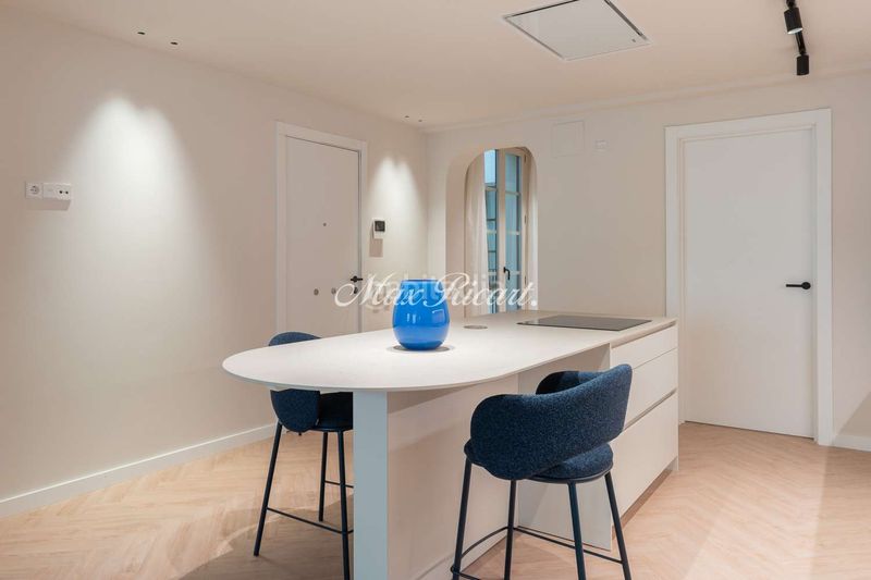 Foto 484aabfd-423f-4b85-ab78-7bb122e0d292. Pis amb calefacció a Raval Barcelona