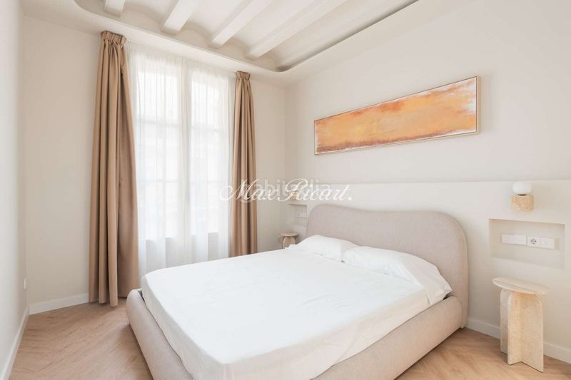 Foto 755d1bb2-ed9d-4e1b-8c69-e35ae4b6e6c7. Pis amb calefacció a Raval Barcelona