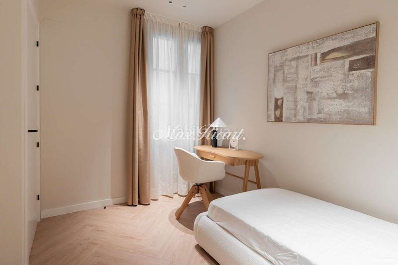 Foto 9c61d528-0b5b-4b1a-9cef-e23d0136e093. Pis amb calefacció a Raval Barcelona